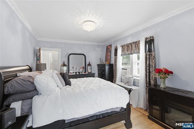 138 Elder Avenue, Bergenfield, NJ 07621