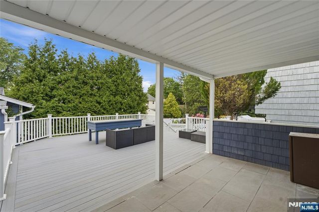 138 Elder Avenue, Bergenfield, NJ 07621