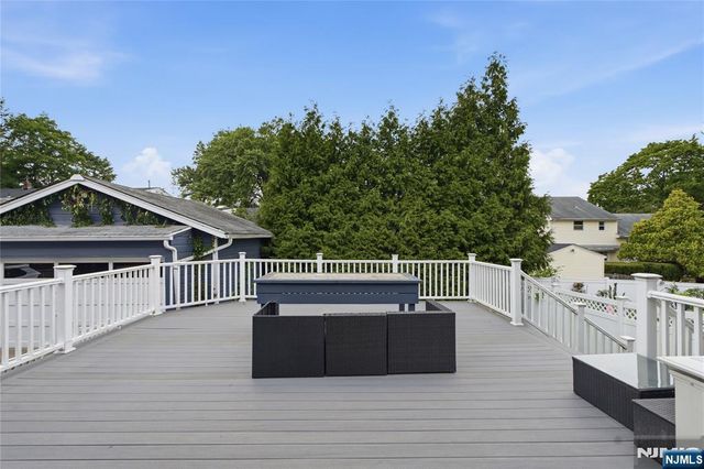 138 Elder Avenue, Bergenfield, NJ 07621