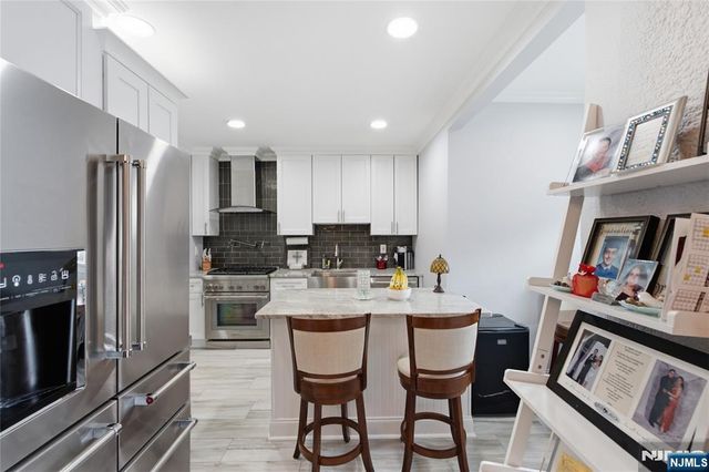 138 Elder Avenue, Bergenfield, NJ 07621