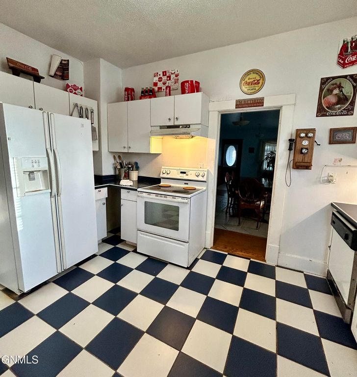 404 Mckinley Avenue, Underwood, ND 58576 photo 12