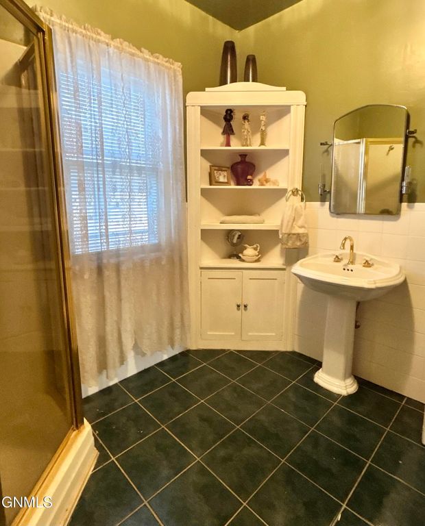 404 Mckinley Avenue, Underwood, ND 58576 photo 32