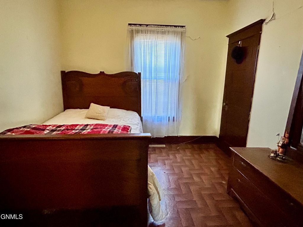 404 Mckinley Avenue, Underwood, ND 58576 photo 34