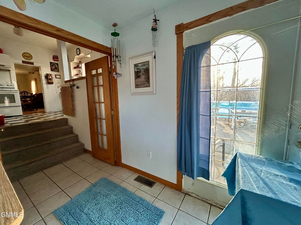 404 Mckinley Avenue, Underwood, ND 58576 photo 45