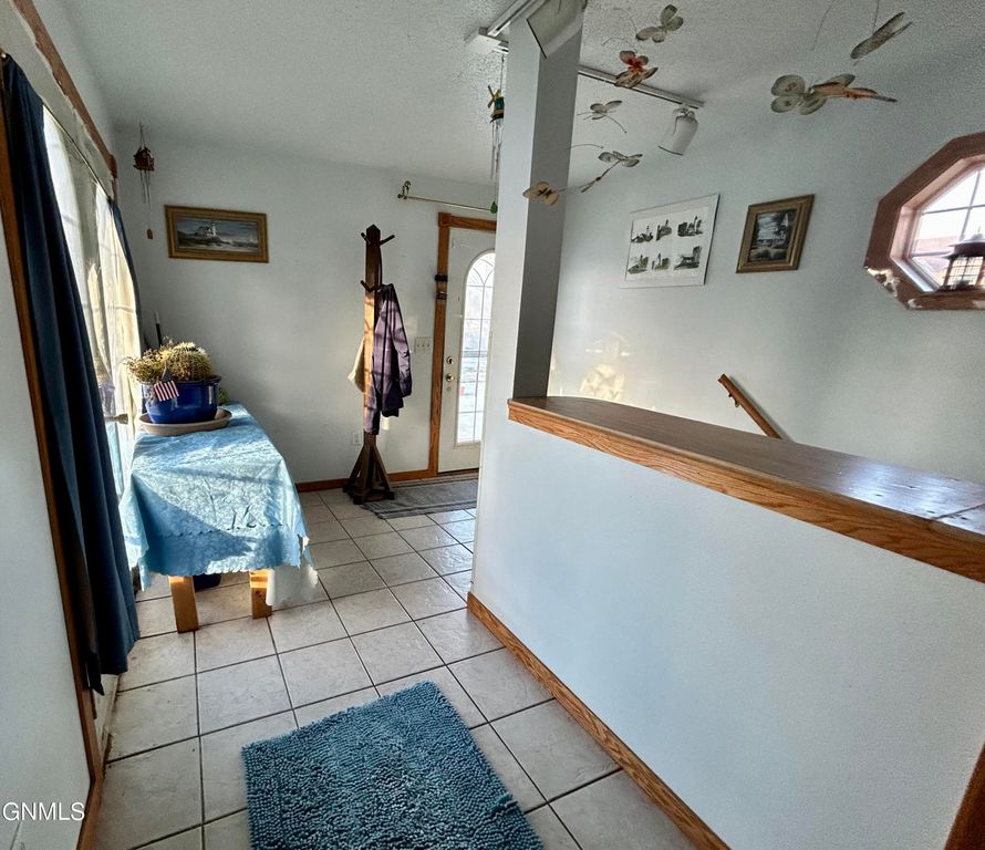 404 Mckinley Avenue, Underwood, ND 58576 photo 46