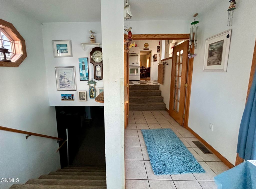 404 Mckinley Avenue, Underwood, ND 58576 photo 47