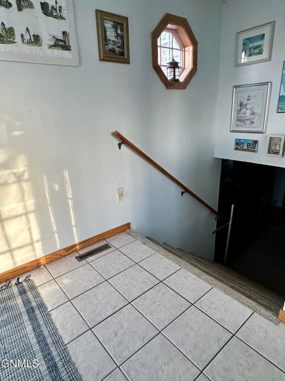 404 Mckinley Avenue, Underwood, ND 58576 photo 48