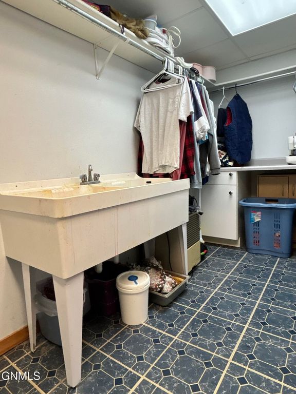 404 Mckinley Avenue, Underwood, ND 58576 photo 69