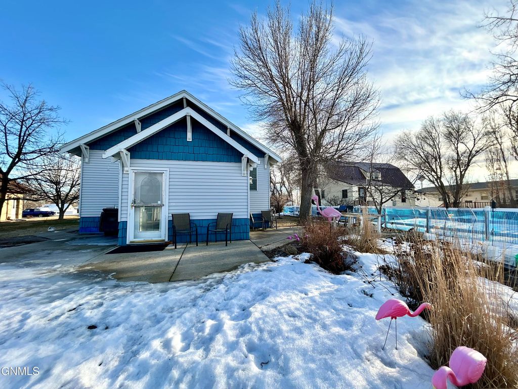 404 Mckinley Avenue, Underwood, ND 58576 photo 79