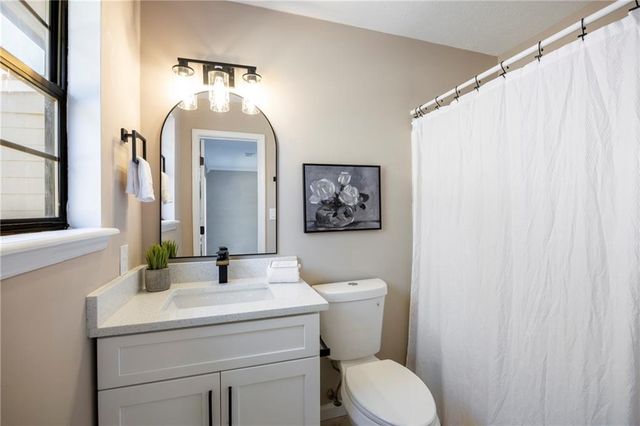 1108 Tony Valley SE Drive, Conyers, GA 30013