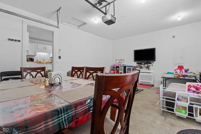 1814 Cottage Avenue, Columbus, IN 47201