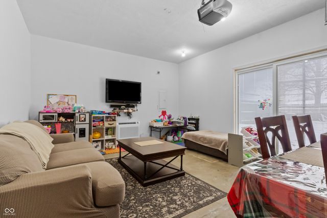 1814 Cottage Avenue, Columbus, IN 47201