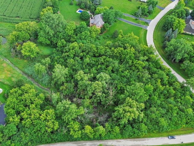 4542 Kimberly Court, Long Grove, IL 60047