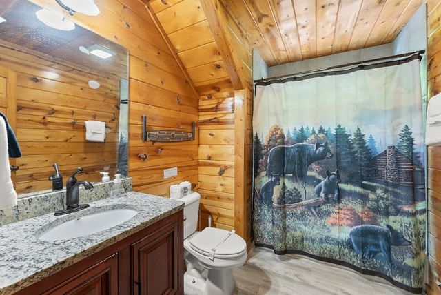 457 Old Cherokee Road, Cleveland, GA 30528