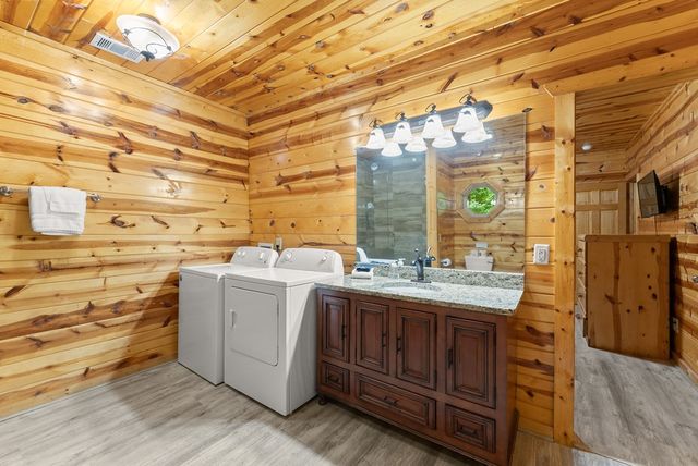 457 Old Cherokee Road, Cleveland, GA 30528