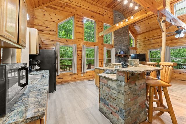 457 Old Cherokee Road, Cleveland, GA 30528