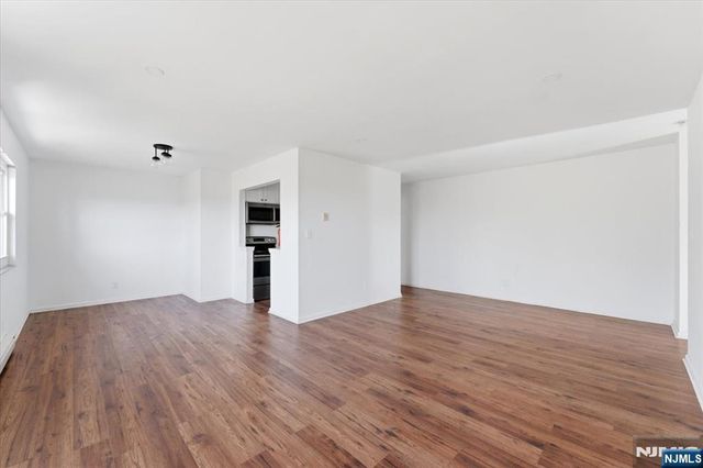 100 Pierson Miller Drive, Pompton Lakes, NJ 07442
