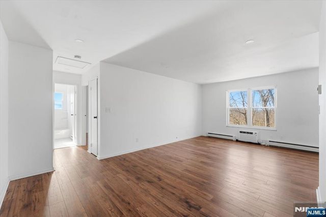 100 Pierson Miller Drive, Pompton Lakes, NJ 07442