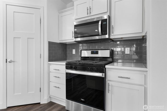 2076 Paradise Avenue #15, Enumclaw, WA 98022