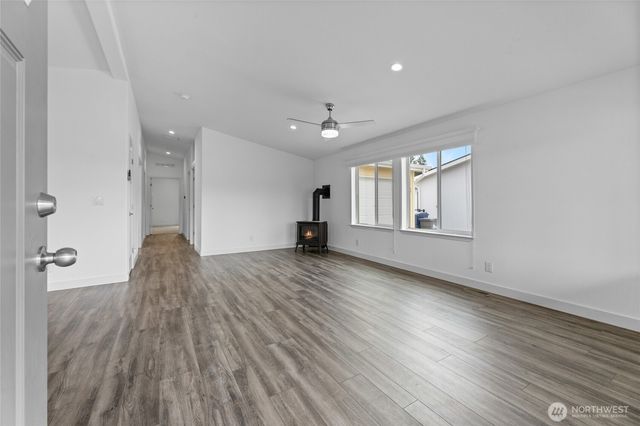 2076 Paradise Avenue #15, Enumclaw, WA 98022