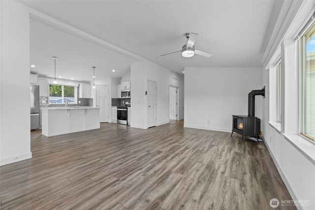 2076 Paradise Avenue #15, Enumclaw, WA 98022