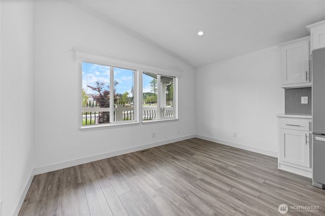 2076 Paradise Avenue #15, Enumclaw, WA 98022
