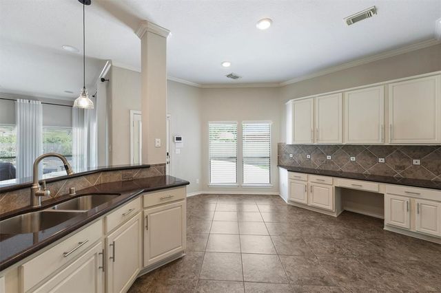 527 Oak Ridge Grove Circle, Spring, TX 77386