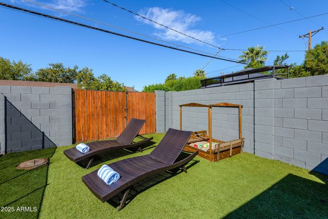 4514 N 35th Place, Phoenix, AZ 85018