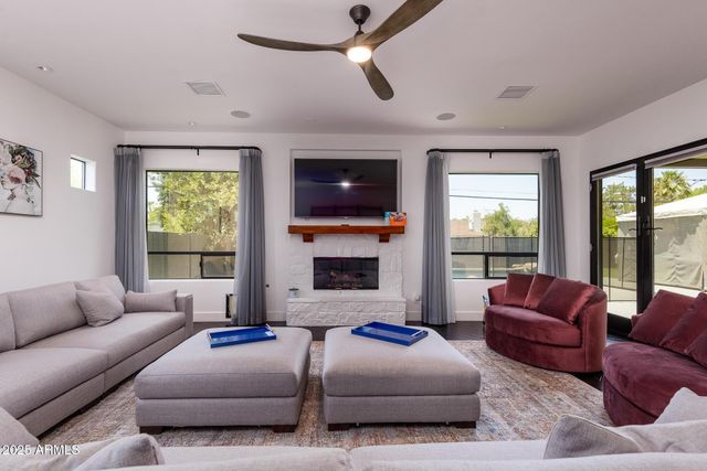 4514 N 35th Place, Phoenix, AZ 85018