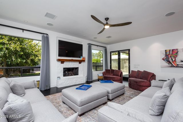 4514 N 35th Place, Phoenix, AZ 85018