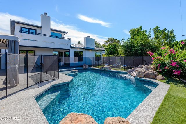 4514 N 35th Place, Phoenix, AZ 85018