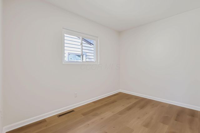 3032 Baker Hill Road, Columbus, OH 43207