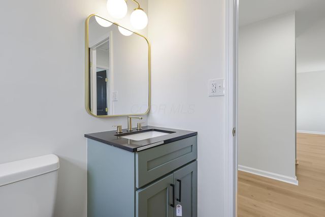 3032 Baker Hill Road, Columbus, OH 43207