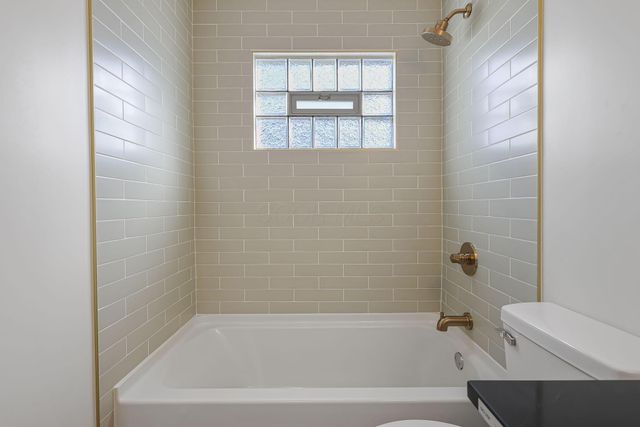 3032 Baker Hill Road, Columbus, OH 43207