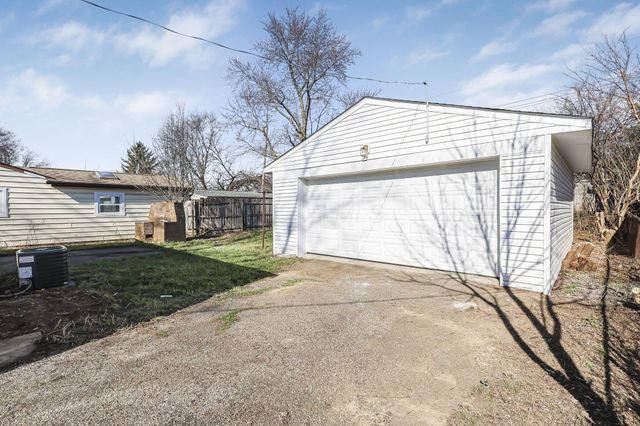 3032 Baker Hill Road, Columbus, OH 43207