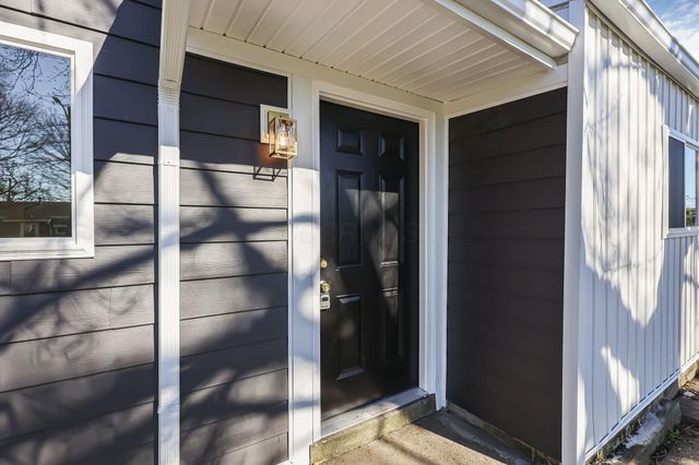 3032 Baker Hill Road, Columbus, OH 43207