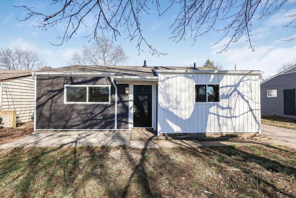 3032 Baker Hill Road, Columbus, OH 43207