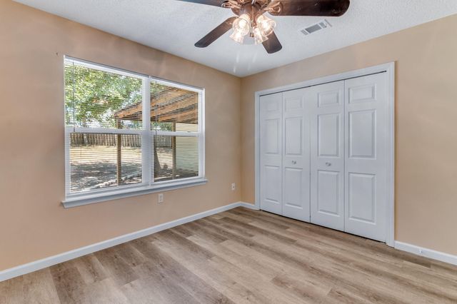 430 Northview Lane, Crestview, FL 32536