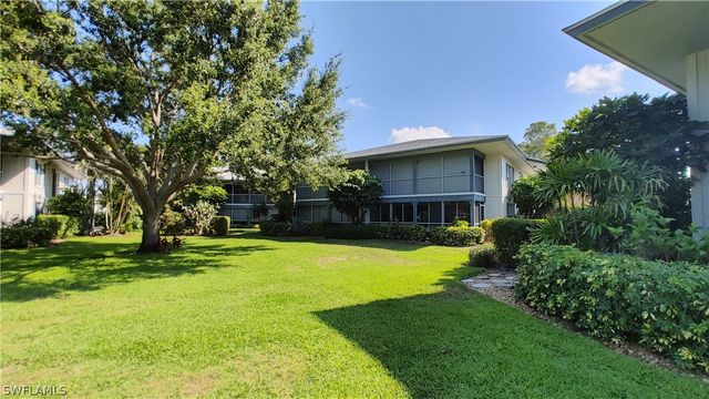 3300 Binnacle DR 206, Naples, FL 34103
