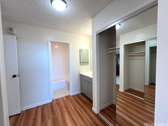 55 S Kukui Street D1608, Honolulu, HI 96813