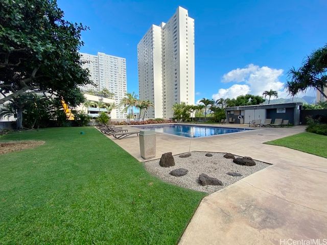 55 S Kukui Street D1608, Honolulu, HI 96813