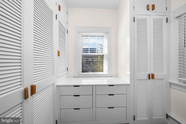 814 BLACKSHIRE RD, Wilmington, DE 19805