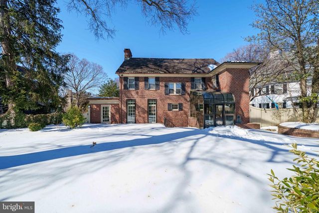 814 BLACKSHIRE RD, Wilmington, DE 19805