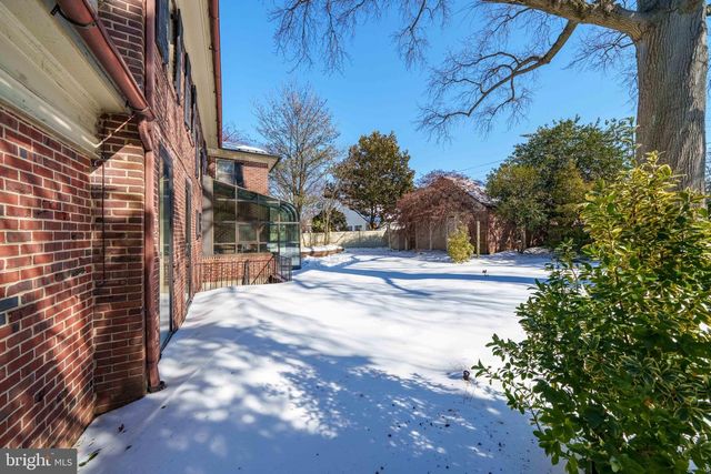 814 BLACKSHIRE RD, Wilmington, DE 19805