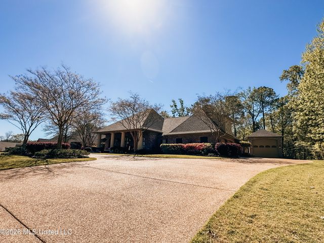 170 Bridlewood Drive, Brandon, MS 39047