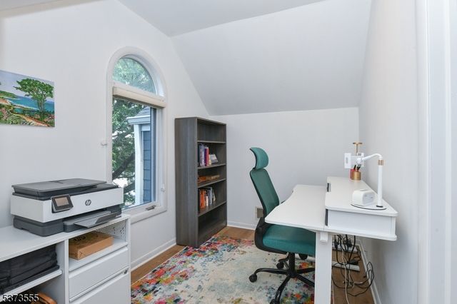 39 B Triumph Ct B, East Rutherford Boro, NJ 07073
