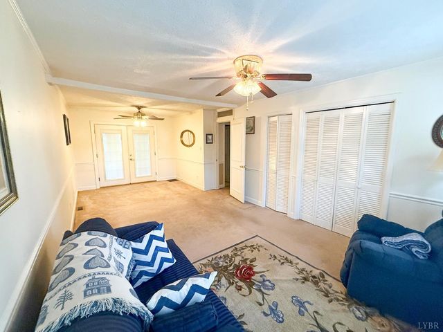 724 Spring Street, Hurt, VA 24563