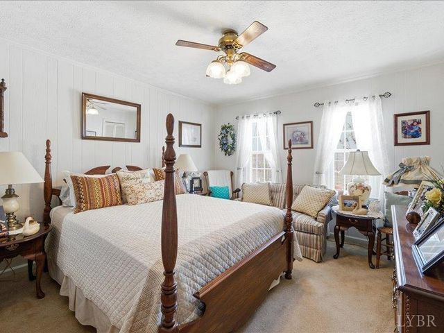 724 Spring Street, Hurt, VA 24563