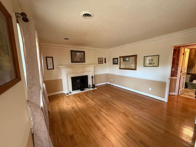 724 Spring Street, Hurt, VA 24563