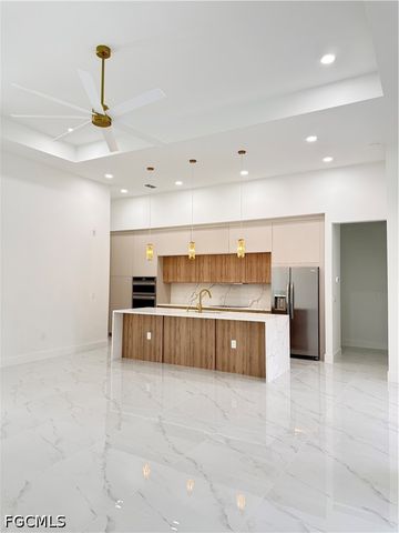 3663 28TH AVE SE, Naples, FL 34117